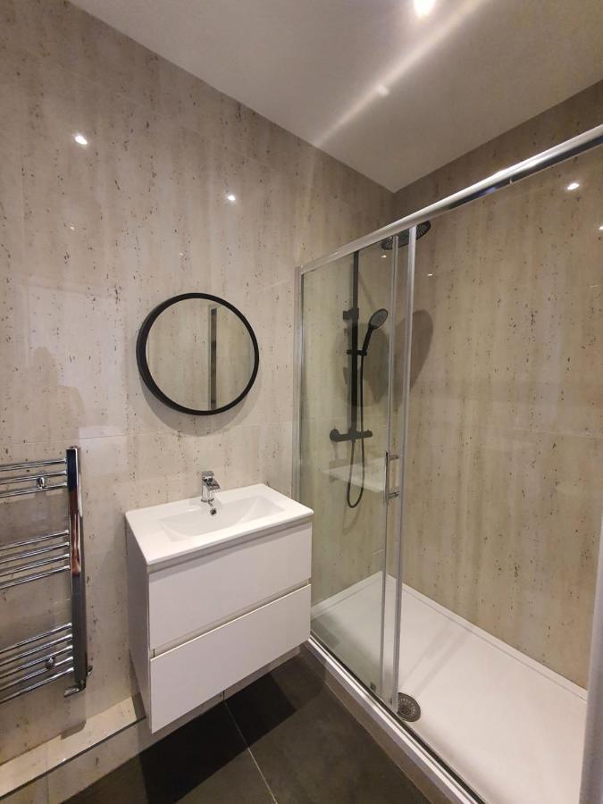 Ferienwohnung Marble House Edgware Exterior foto